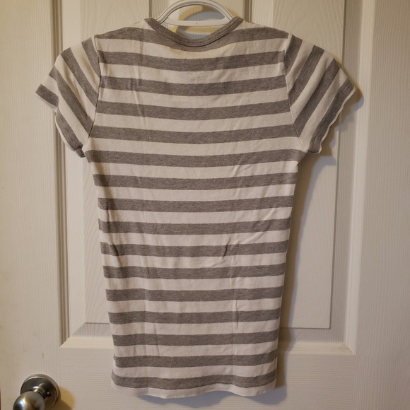 Gap Striped Grey & White Modern Tee - Picture 2 of 4